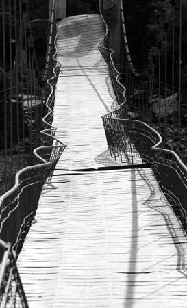 �ؾ������Ⱥ�������Ϊ���߳��ٳ��������