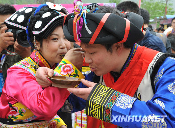 4��26�գ������Ƽ�Ң���ң����������������ڻ����ϺȽ����ơ�