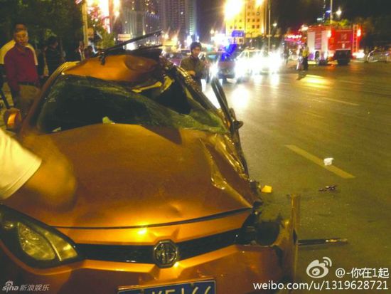 此后,穆凯收到该报记者的来电询问此事,"我当时一无所知,马上打图片