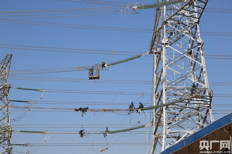 世界电压等级最高换流站古泉换流站首台换流变