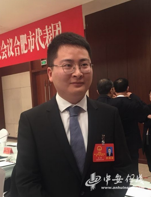 高健代表
