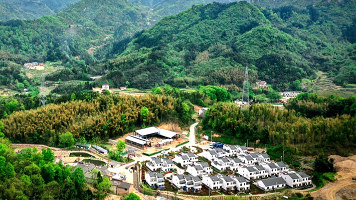 大湾村三年巨变昔日贫困村今日热门景点