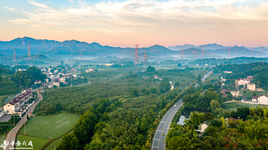 2021年6月23日,航拍安徽省芜湖市繁昌区孙村镇八分村境内的乡村公路.