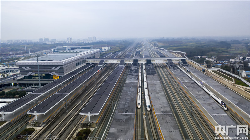 【新闻观察】黄山，凭什么迎客？