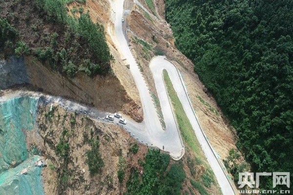 河道治理宣传标语以为不应对犯科采砂举动追查犯科采矿罪(2)