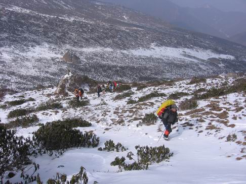 冬日激情:攀登天祝马牙雪山--中国广播网甘肃分