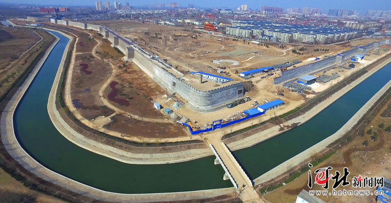 复建的正定古城墙雄姿初现