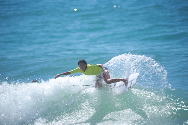 【组图】第十四届全国运动会冲浪比赛在海南万宁开赛