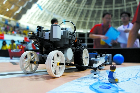 第十一届青少年机器人竞赛郑州开赛--中国广播