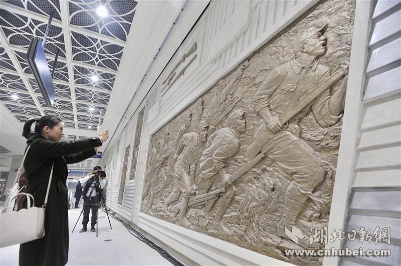 武汉地铁8号线21号线两站点揭面纱_央广网