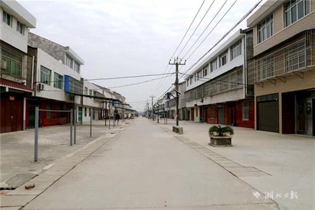 移民村成当地明星村 年人均纯收入2.6万元