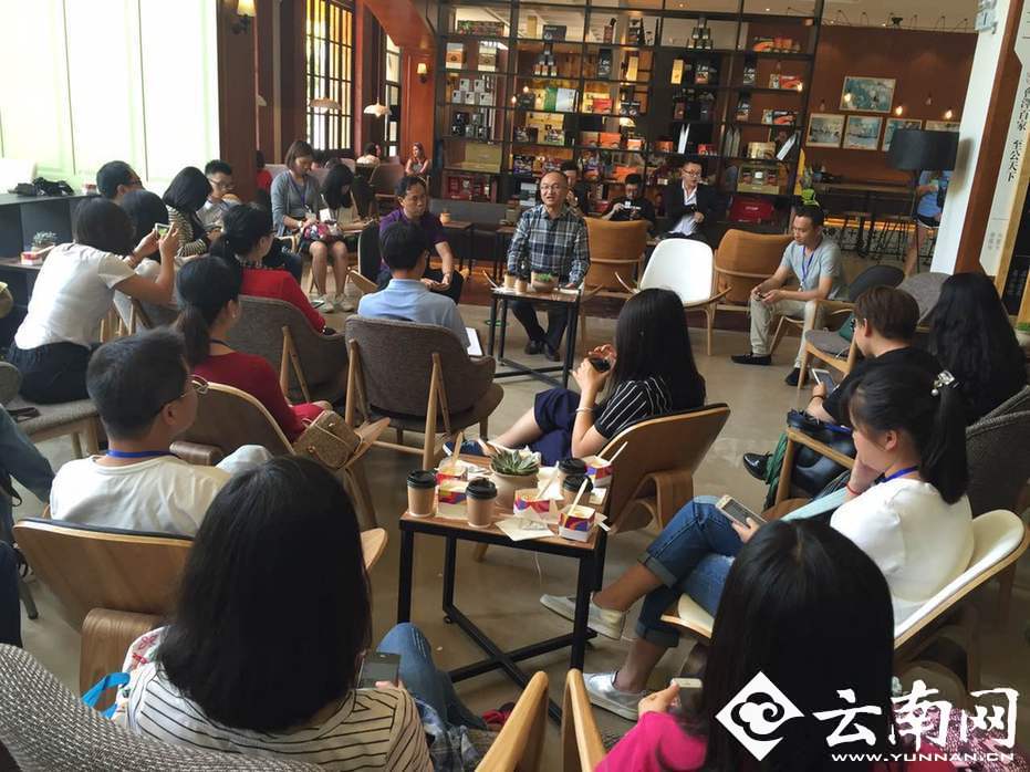 探访云南大学校园众创空间咖啡场