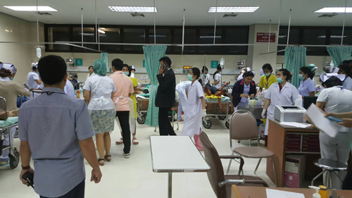 泰国旅游胜地酒吧街爆炸 现场12伤