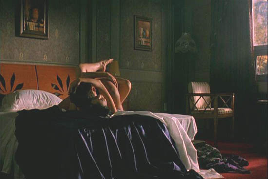 韩情色大片 迷失在灵魂与欲望中《密爱》(图)