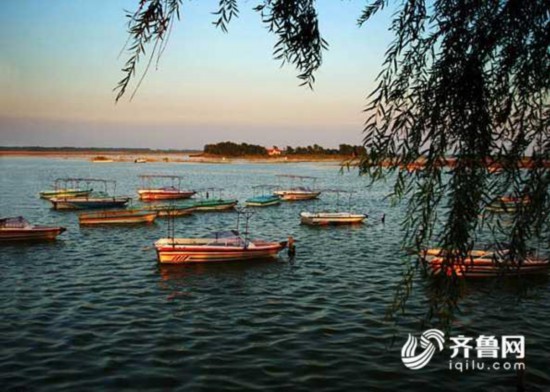 山东用河长制让河长清:水流到哪里,责任就跟到