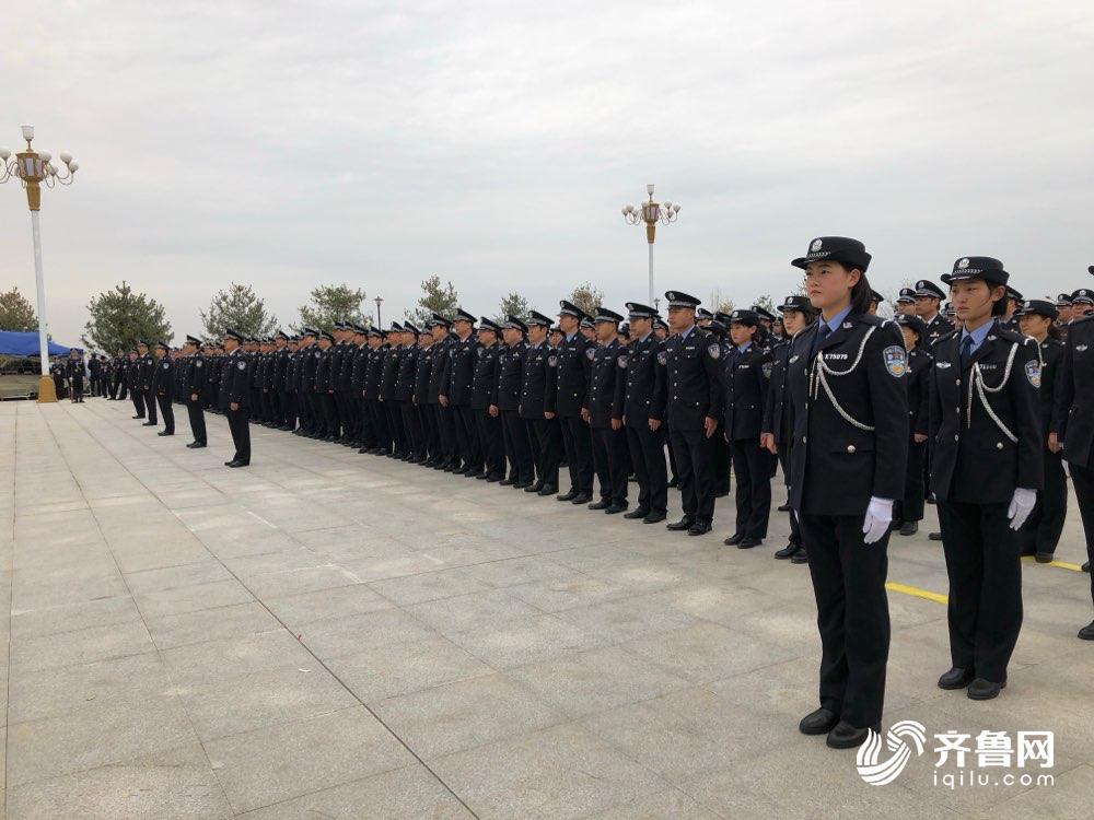 山东公安机关举行清明悼念活动 建国以来715名