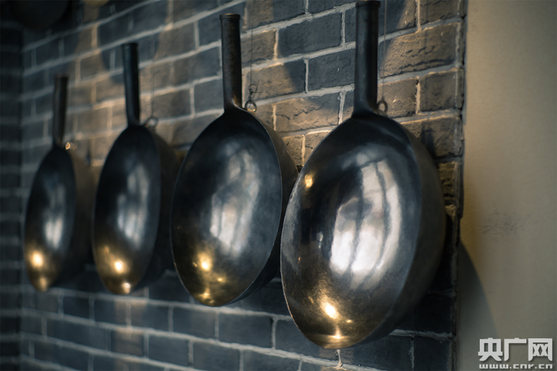 网红章丘铁锅传承人专访:商品为啥下架?将来不会涨价!