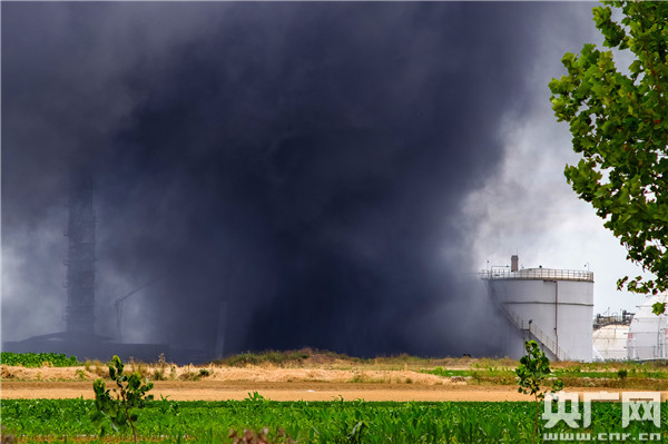 山东临沂金誉石化有限公司发生爆炸 造成8死9