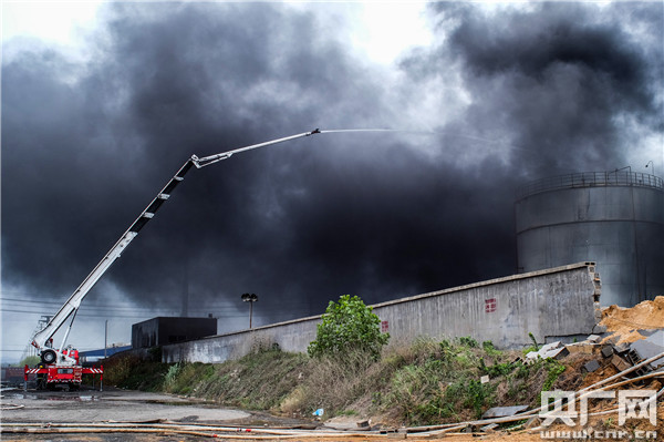 山东临沂金誉石化有限公司发生爆炸 造成8死9
