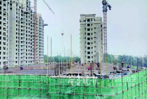 重拳治污!山东多地出台限产限行政策 水泥厂1