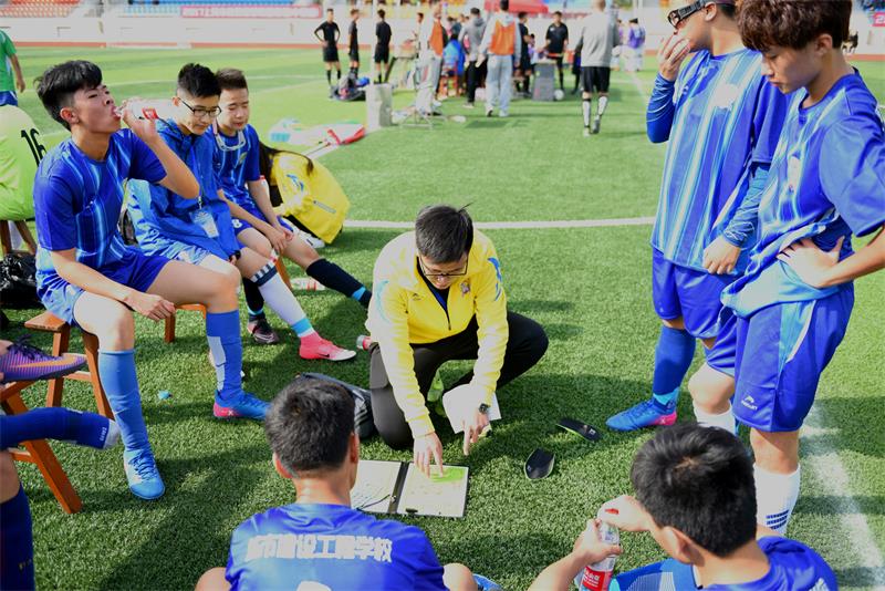 2017上海市校园足球联盟联赛中职组开幕