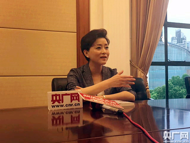 杨澜: 有温度 的人工智能时代来了