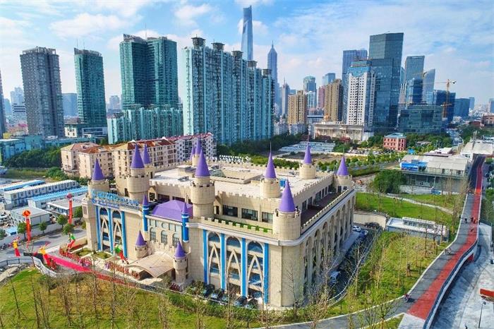 上海首家高端儿童医院在浦东开业