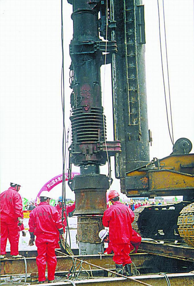 老照片见证洋山15年沧海桑田