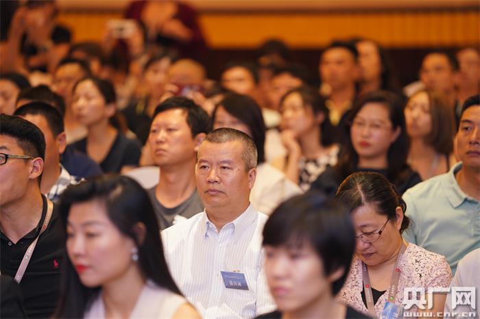 “上海影视拍摄指南2018”今日首发