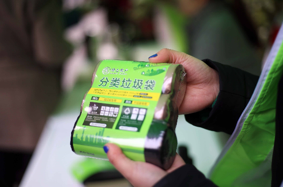 沪发布家用分类垃圾桶、袋标准