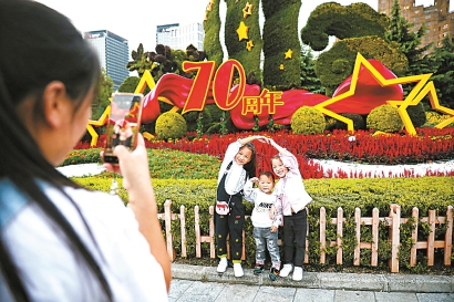 长假前四天上海主要景区景点接待417.5万人次