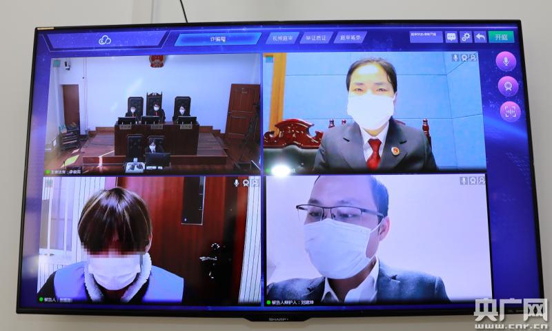 选秀艺人口罩_戴口罩的卡通图片(2)