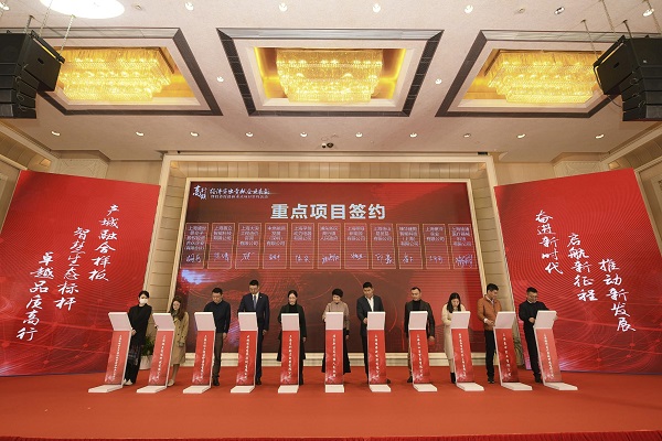 联想金年会-官方体育与电竞娱乐平台实时赛事直播与竞猜中国合作伙伴大会召开 2025 将推进三大转型五大赋能 携手拥抱新航海时代
