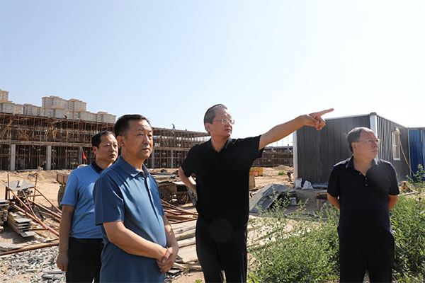 山西原平市委书记马志强调研沙河生态修复工程