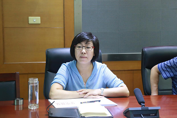 山西五台县长杨晓宏召开雄忻高铁五台站站前广场及周边设计方案对接会