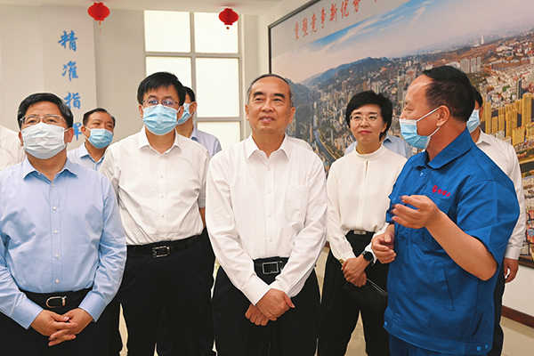         山西省委书记林武在阳泉