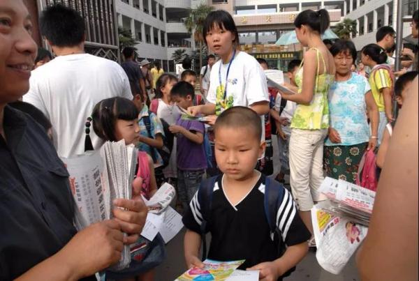 教育目的不是较量,影子不能遮蔽阳光