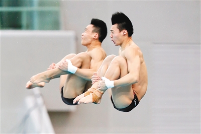 陕西省小将杨昊获世界跳水系列赛10米台冠军
