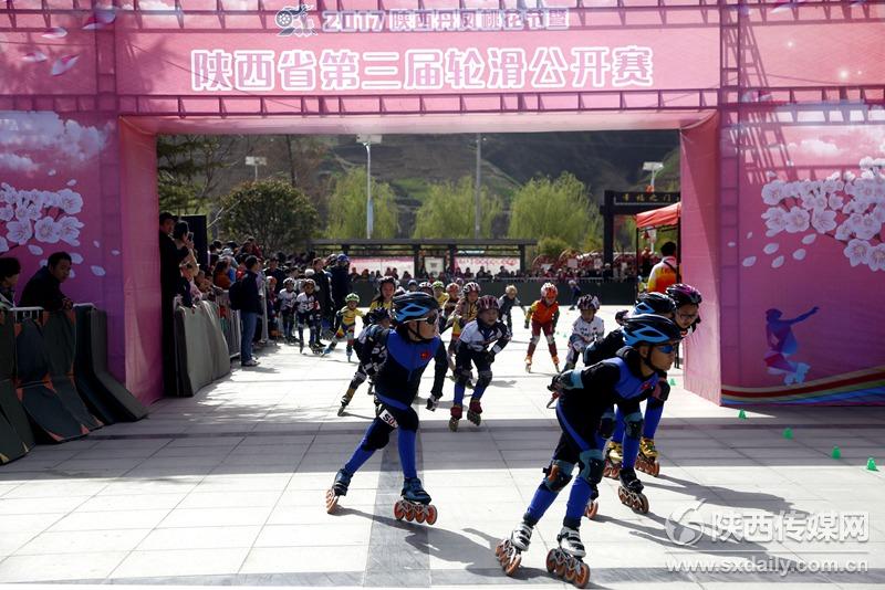 �ٶ��ֻ�����100�׼�ʱ��200�׼�ʱ��3000�׽�����7����Ŀ