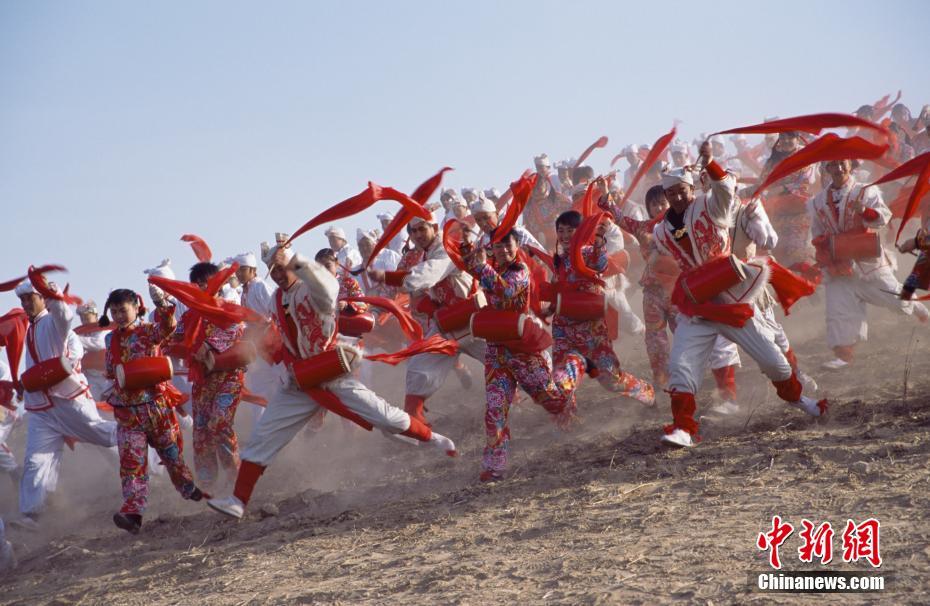 响彻黄土地--记录陕北安塞腰鼓