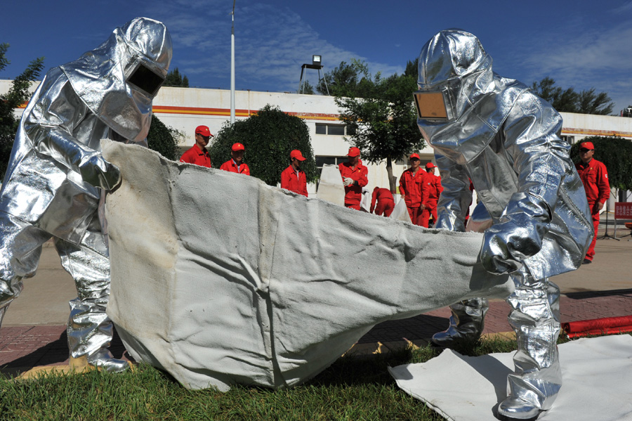 中石油长庆采油四厂举行原油泄漏及着火爆炸应