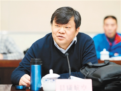 西安民企代表、中介机构、政府部门共商上市挂