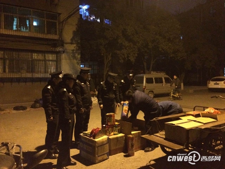 西安严查违规燃放烟花爆竹行为 已有1人被罚款