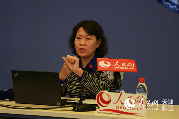 冯翠玲:把党的声音传递给国际大家庭