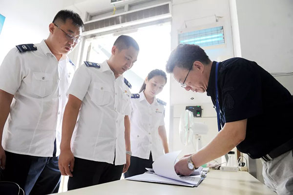 天津市市场监管委开展食品安全突发事件应急演