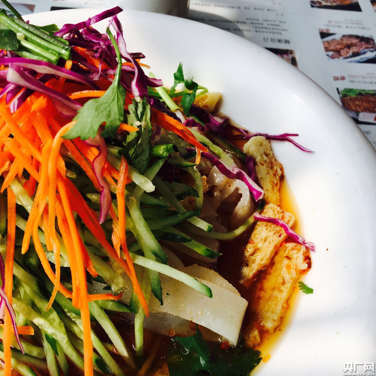 才智日子新进口！鸿蒙版“一点万象”全新上线敞开质量服务新体会