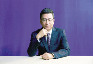 白岩松 以志愿者的心态做新闻