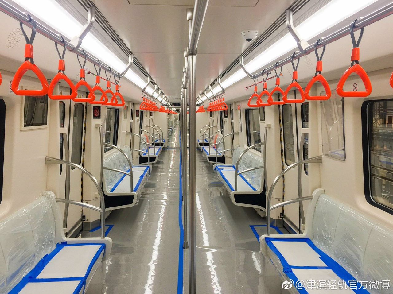 天津地铁5号线新车陆续就位 最大载客量2026