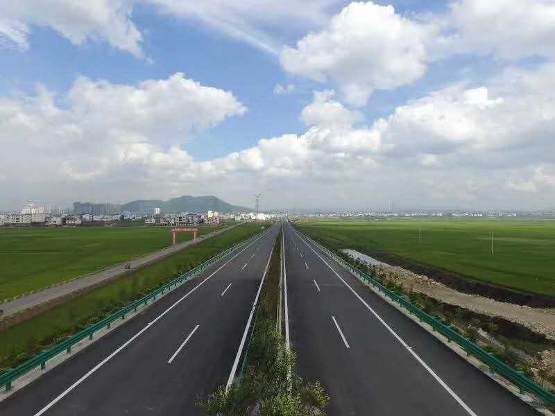 昭通大山包一级公路今天建成通车 政府暂时叫