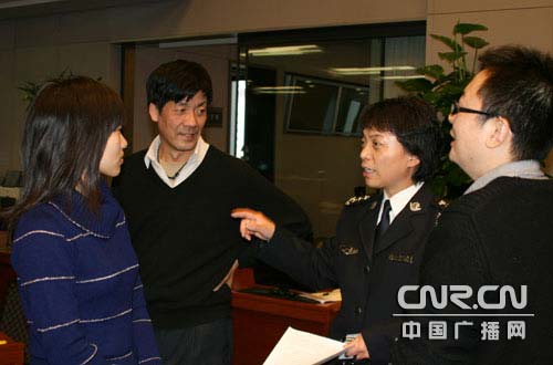 中央台直播小组与发言人沟通